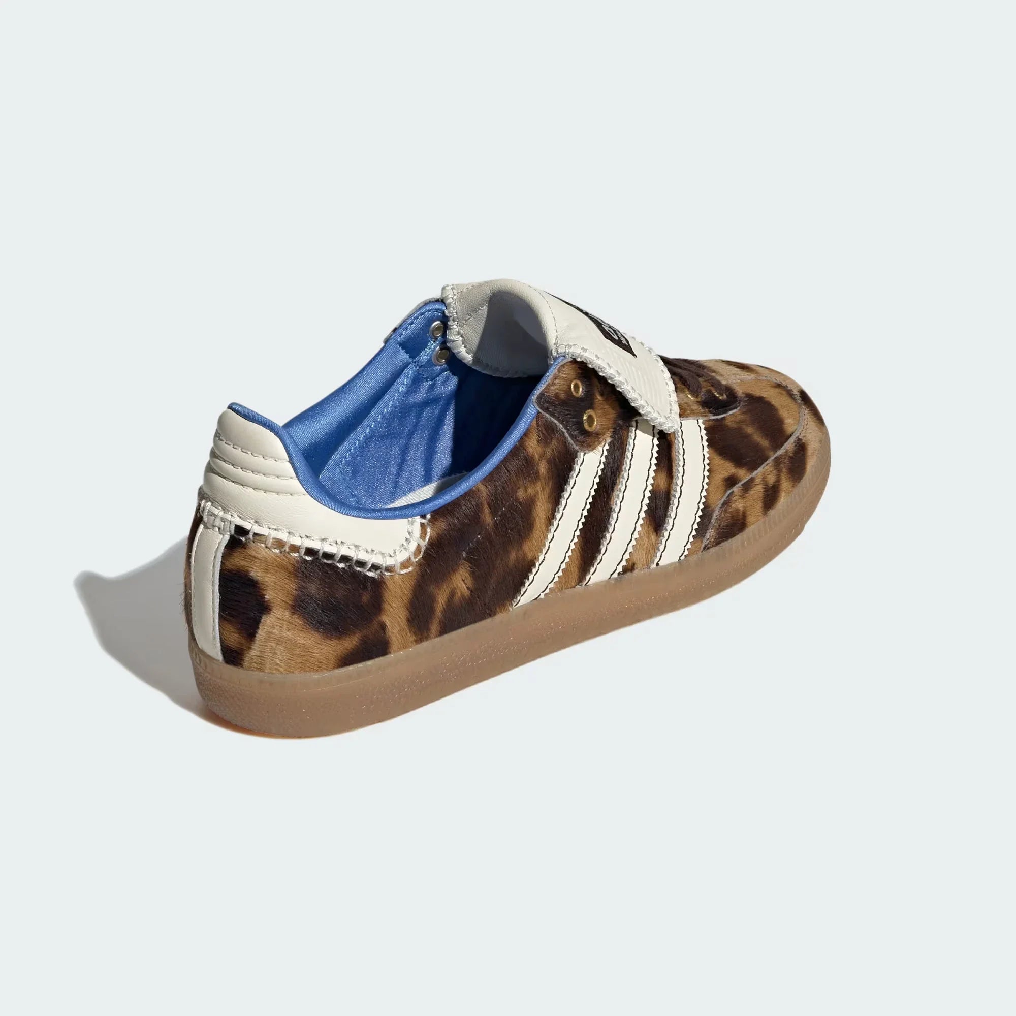 adidas Sneaker Kategoriebild mit beliebten Streetwear- und Lifestyle-Sneakern von adidas