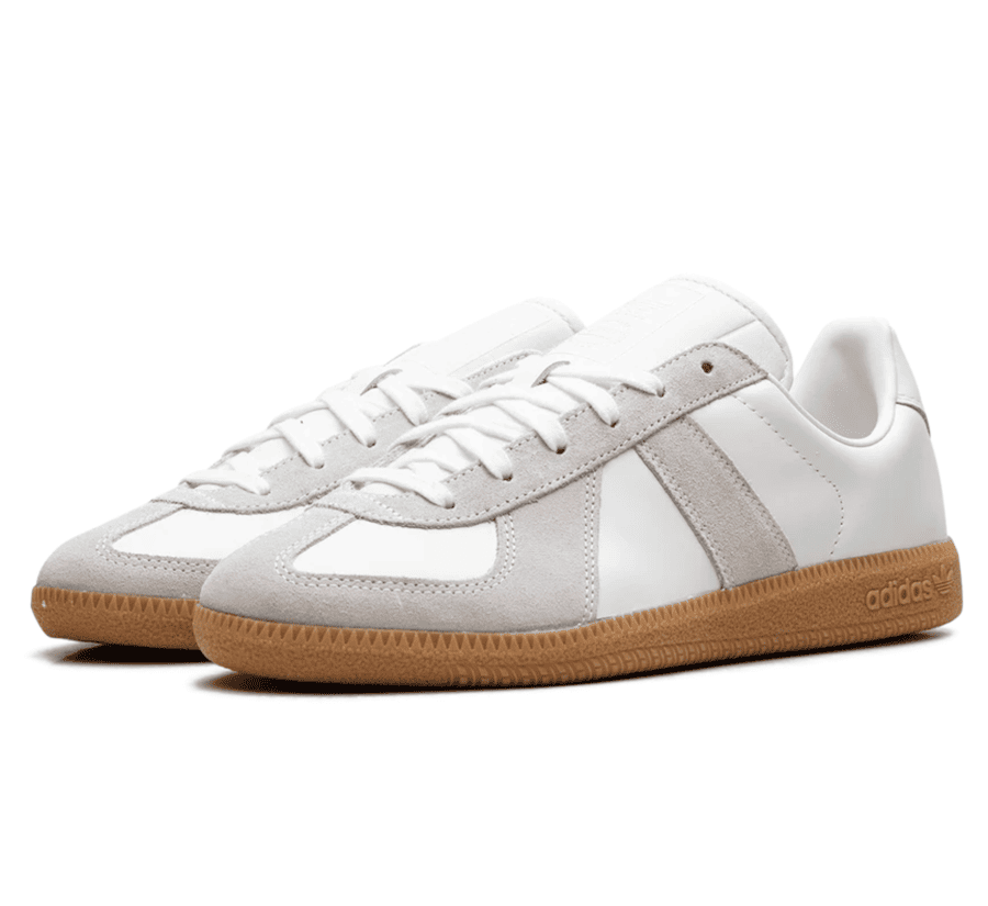 Adidas BW Army Cloud White Chalk White Seitenansicht mit weißem Leder und Wildleder