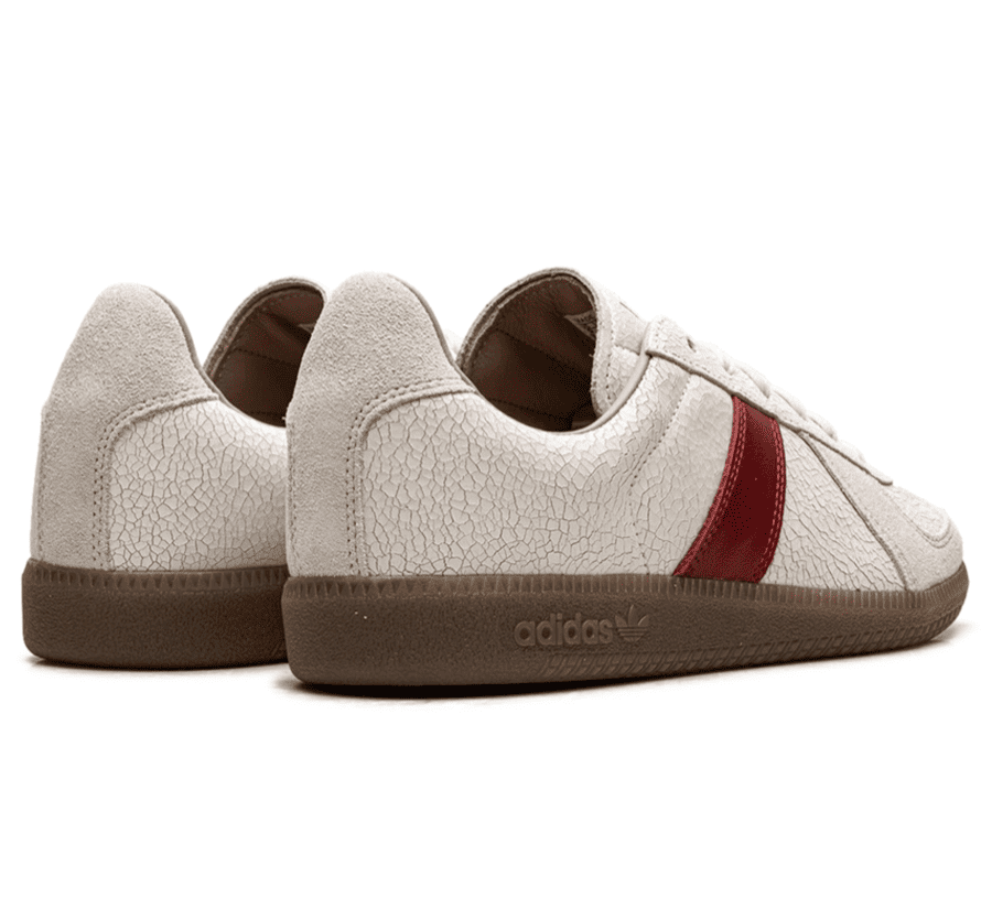 adidas BW Army White Team Victory Red Gum HQ9264 Paar hinten mit Gum-Sohle