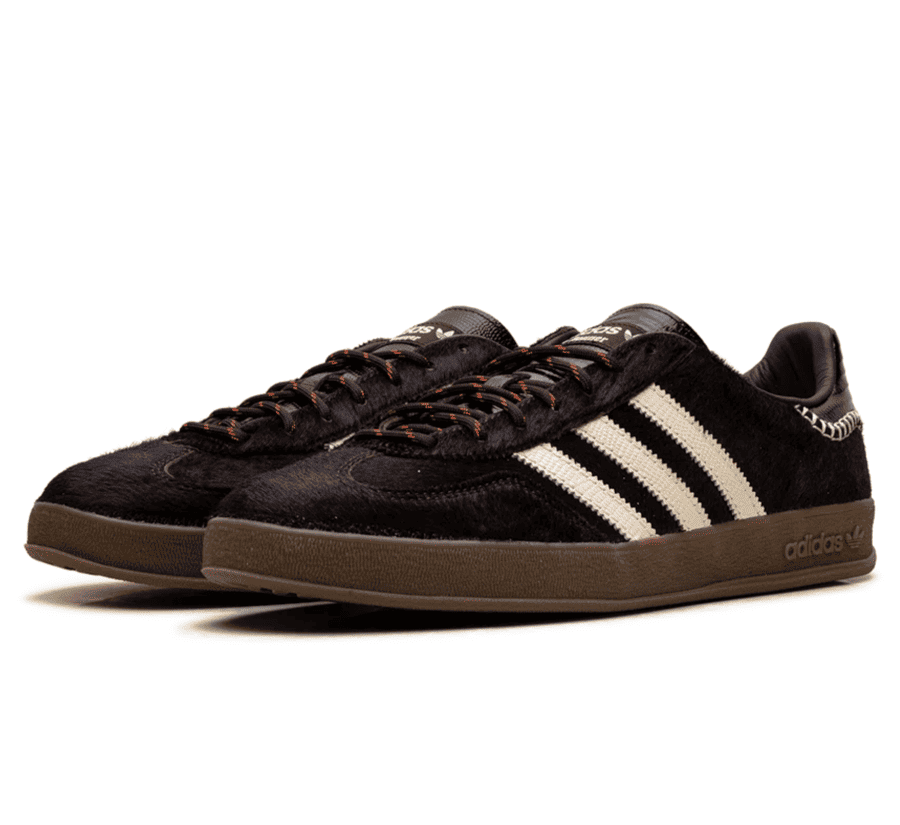 Adidas Gazelle Indoor x Wales Bonner Pony Hair Seitenansicht mit hochwertigem Kalbshaar und Gum-Sohle