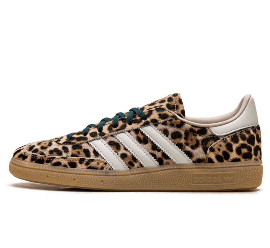 Adidas Handball Spezial Leopard Magic Beige Damen Sneaker Paar vorne Hauptbild Perspective