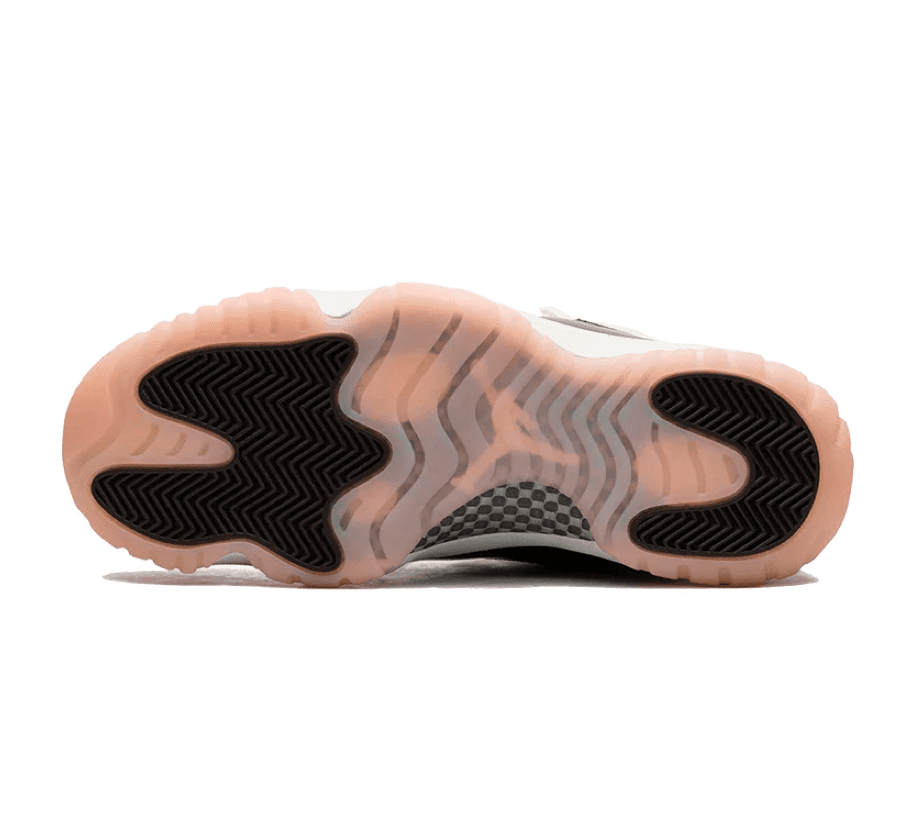 Air Jordan 11 Neapolitan