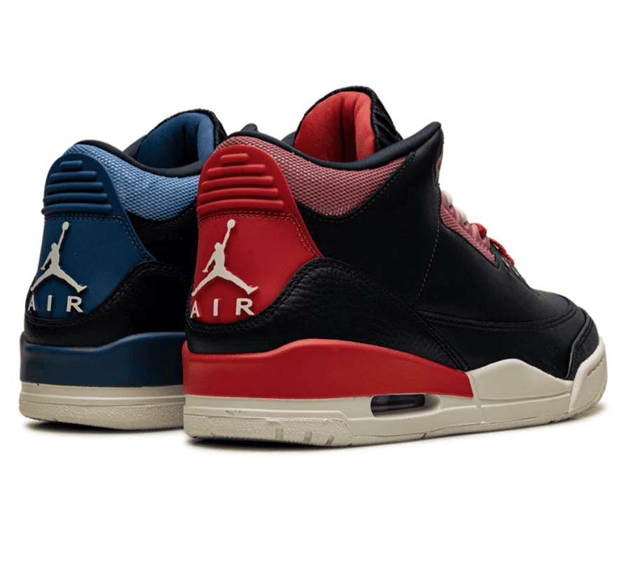 Air Jordan 3 Sports Renaissance W CK9246-400 Paar hinten mit roten und blauen Fersen-Tabs