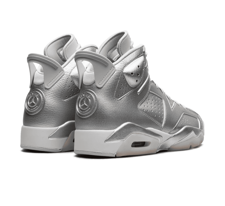 Air Jordan 6 PSG Paris Saint-Germain Silver Sneaker Paar hinten mit PSG Logo