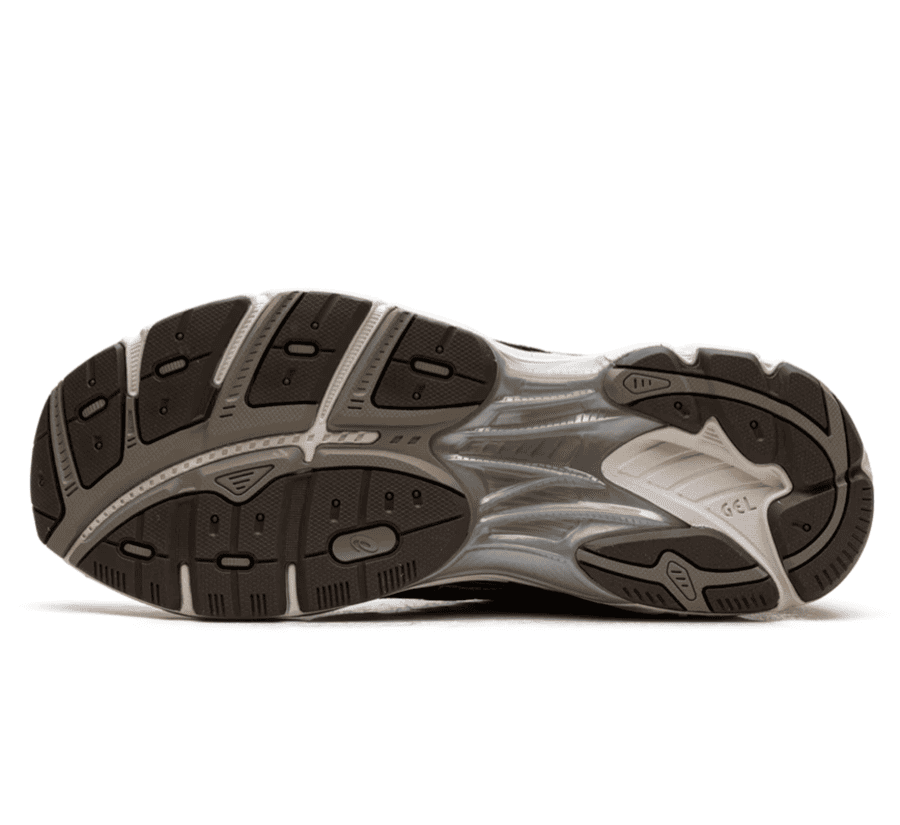 ASICS GT-2160 Black Driftwood Outsole Gummisohle Profil