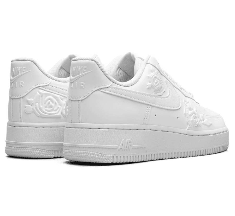 Nike Air Force 1 Low White Roses W HF2016-100 Paar von hinten