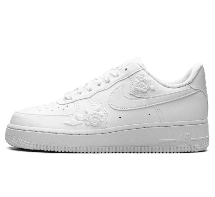 Nike Air Force 1 Low White Roses W HF2016-100 Paar vorne Hauptbild Perspective