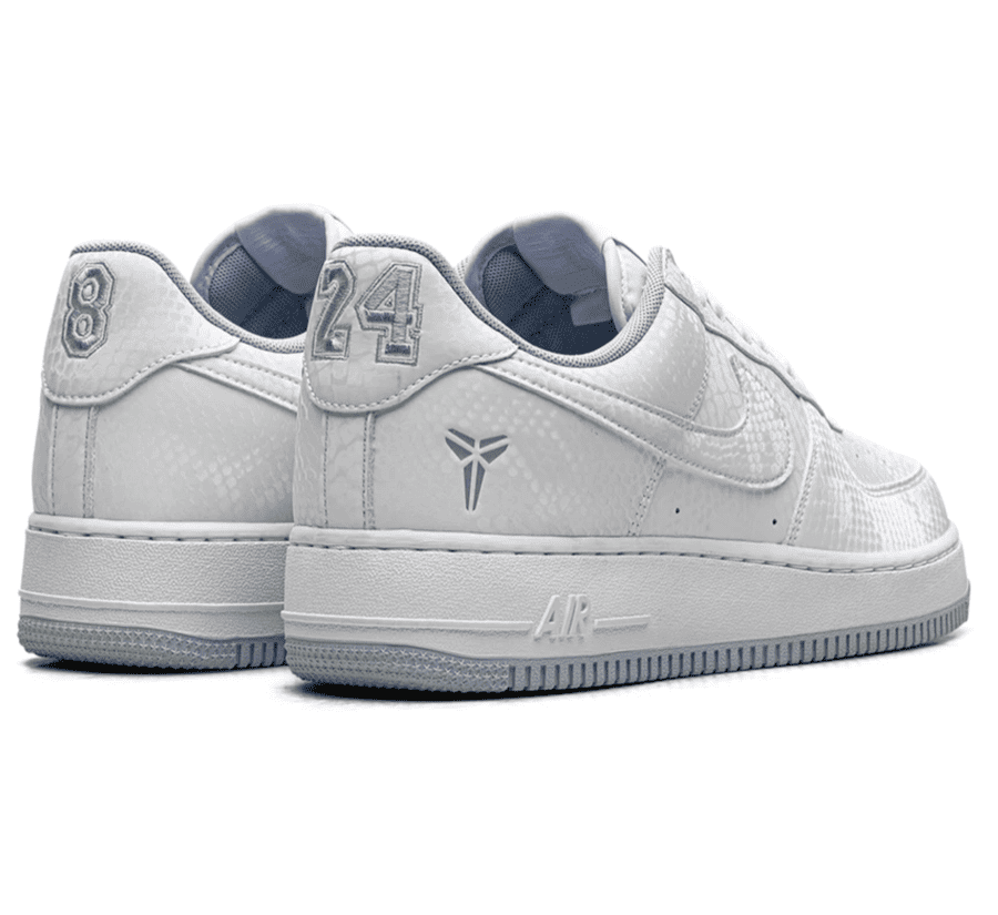 Kobe Bryant x Nike Air Force 1 Low Forever White Armory Blue IB0018-103 Paar hinten mit Kobe Details