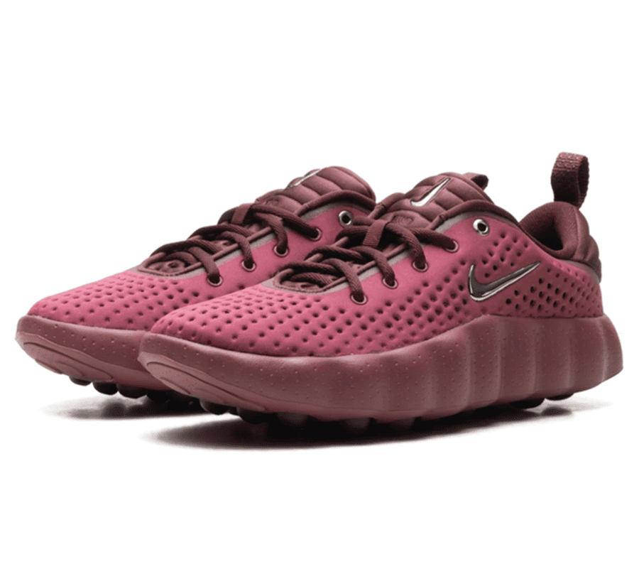 Nike Mind 002 Pink Smoke Mystic Dates HQ4310-600 seitliche Ansicht mit Metallic Silver Swoosh