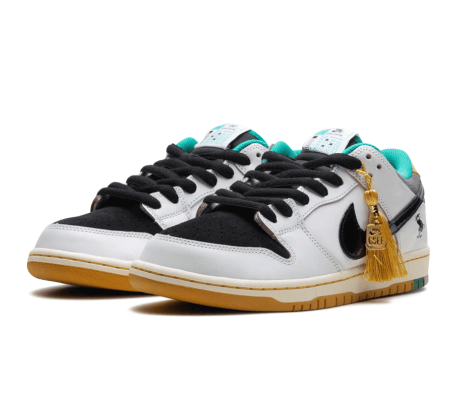 Nike SB Dunk Low CSEF