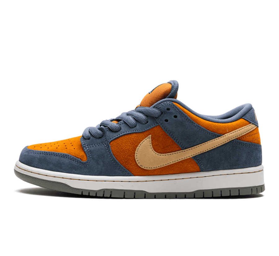 Nike SB Dunk Low Light Carbon