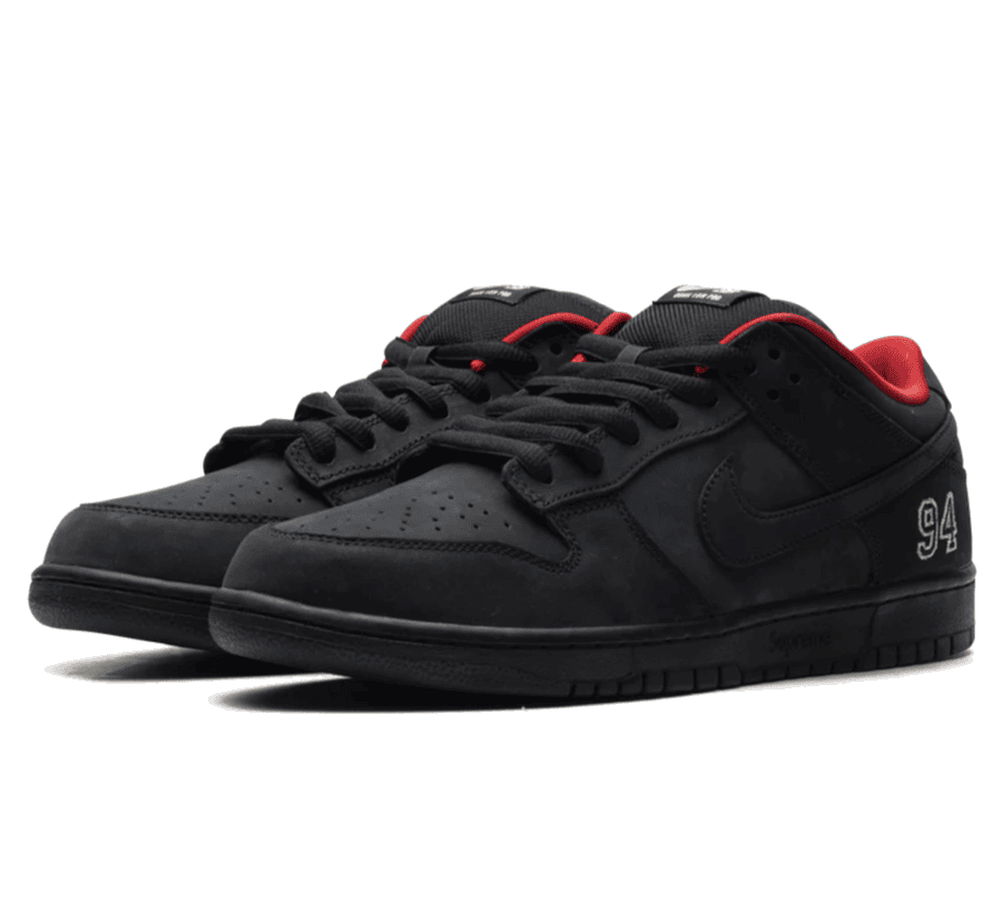 Nike SB Dunk Low x Supreme "94 Black" - schwarzer Sneaker