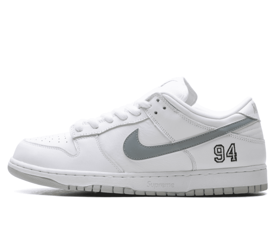Nike SB Dunk Low x Supreme "94 White Metallic Silver" - weiß silberner Sneaker