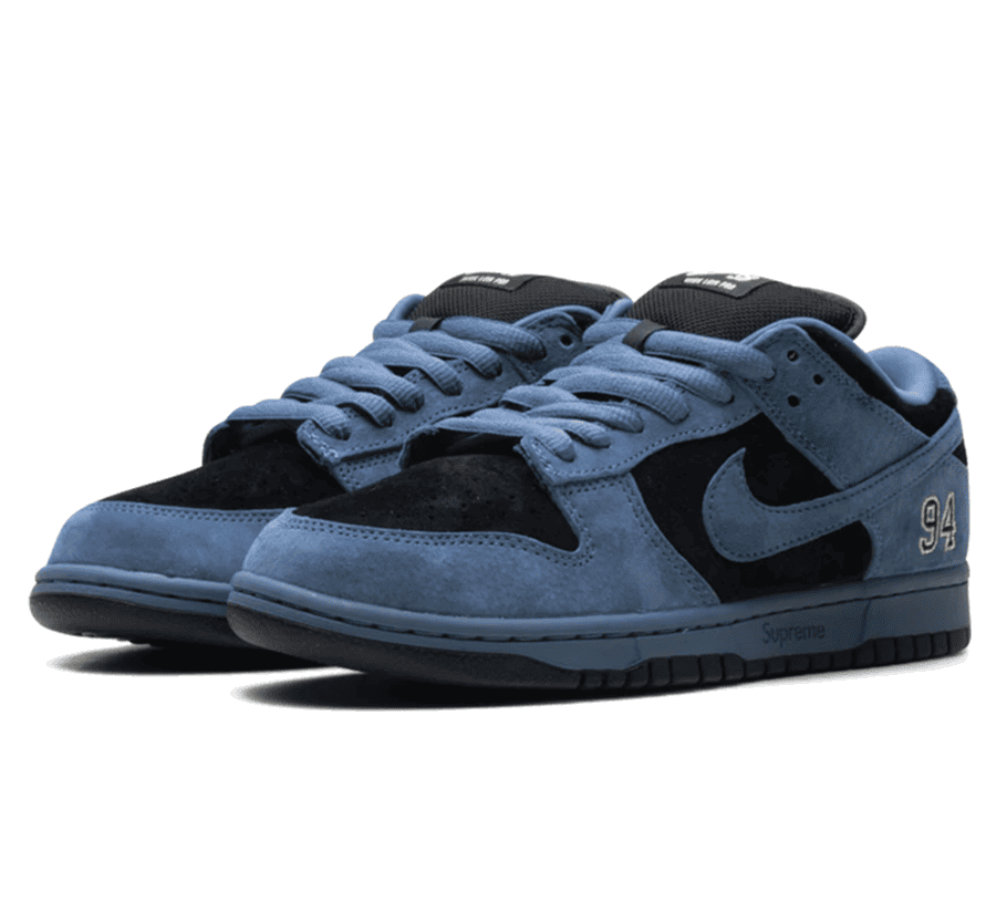 Nike SB Dunk Low x Supreme "94 Ocean Fog" - schwarz blauer Sneaker