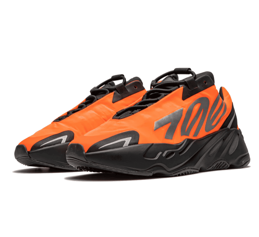 Yeezy Boost 700 MNVN Orange - schwarz orange Sneaker