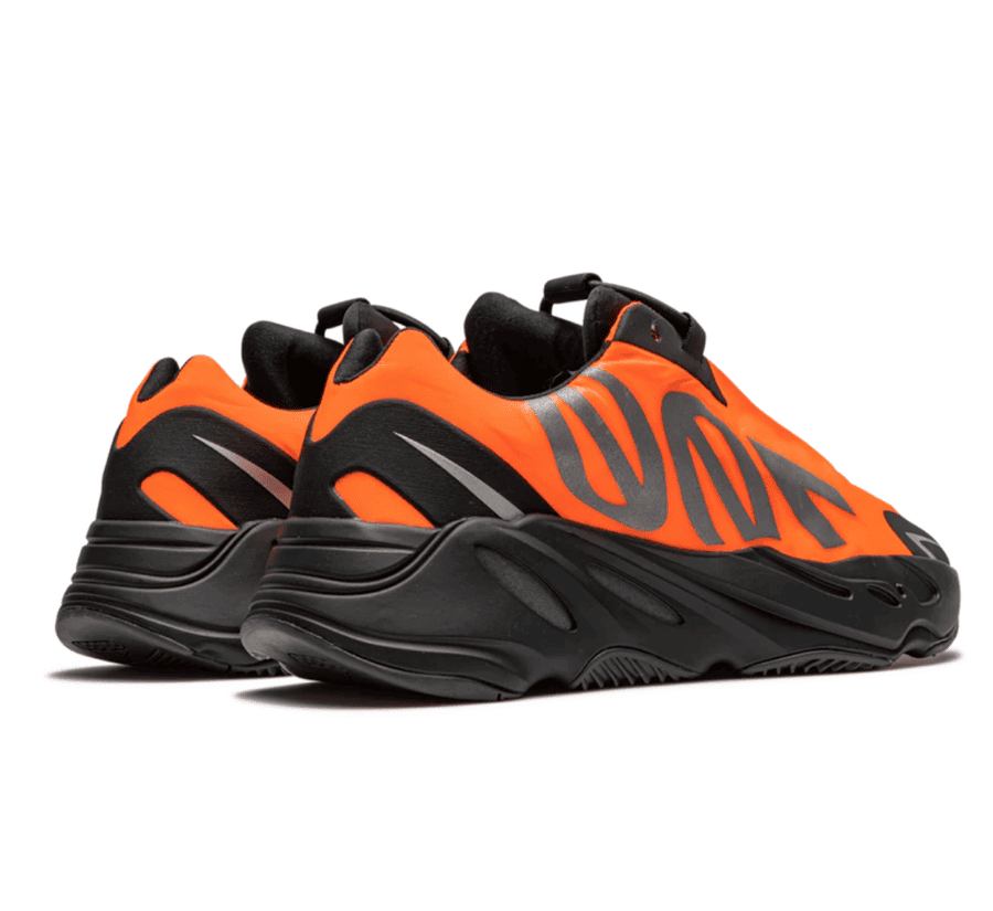 Yeezy Boost 700 MNVN Orange - schwarz orange Sneaker