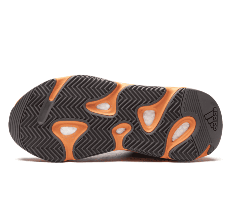 Yeezy Boost 700 Enflame Amber - schwarz beige orangener Sneaker