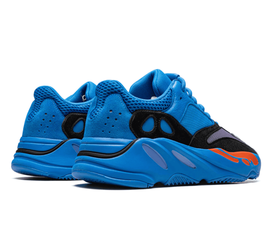 Yeezy Boost 700 Hi-Res Blue - blauer Sneaker