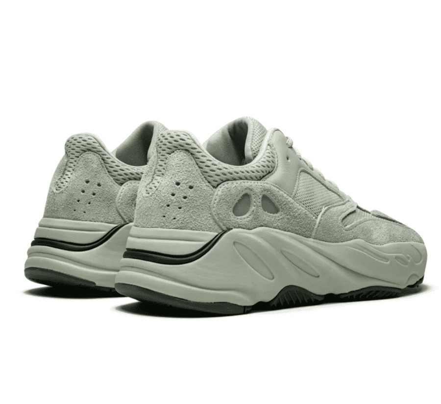 Yeezy Boost 700 Salt - grauer Sneaker