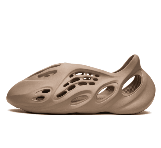 Yeezy Foam RNNR Clay Taupe - beiger Sneaker