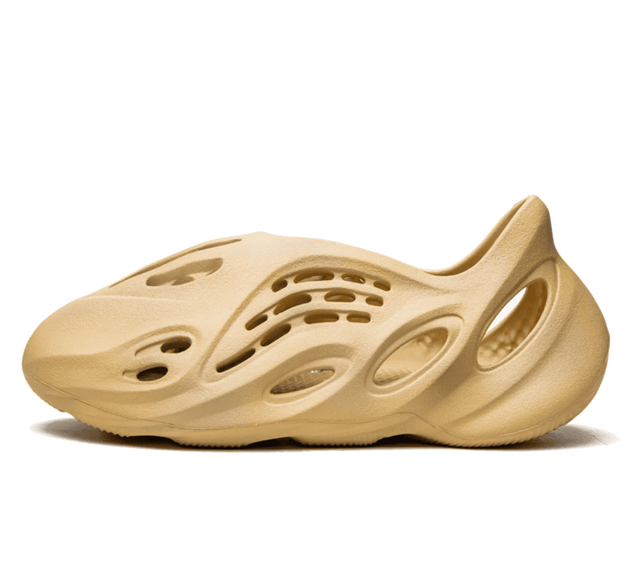 Yeezy Foam RNNR Desert Sand - gelber Sneaker