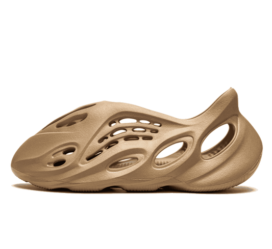 Yeezy Foam RNNR Ochre - beige brauner Sneaker