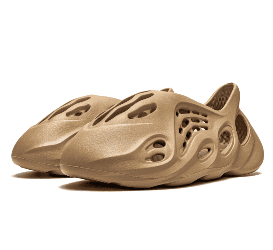 Yeezy Foam RNNR Ochre - beige brauner Sneaker
