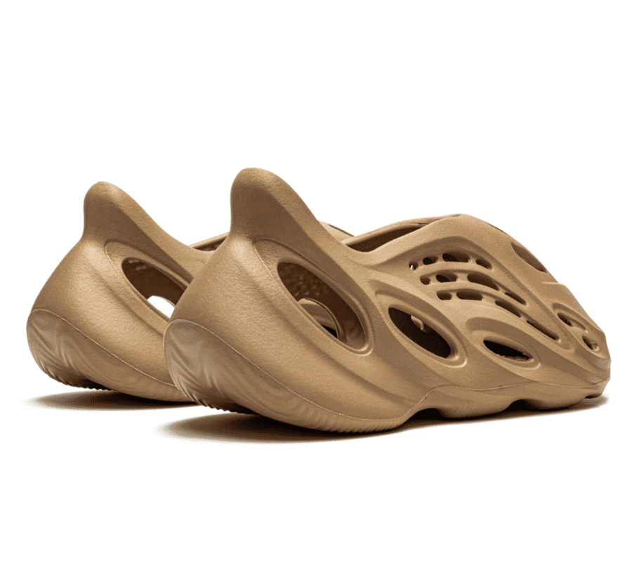 Yeezy Foam RNNR Ochre - beige brauner Sneaker