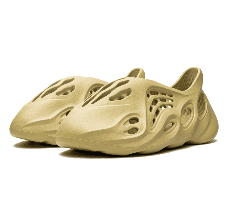 Yeezy Foam RNNR Sulfur - gelber Sneaker