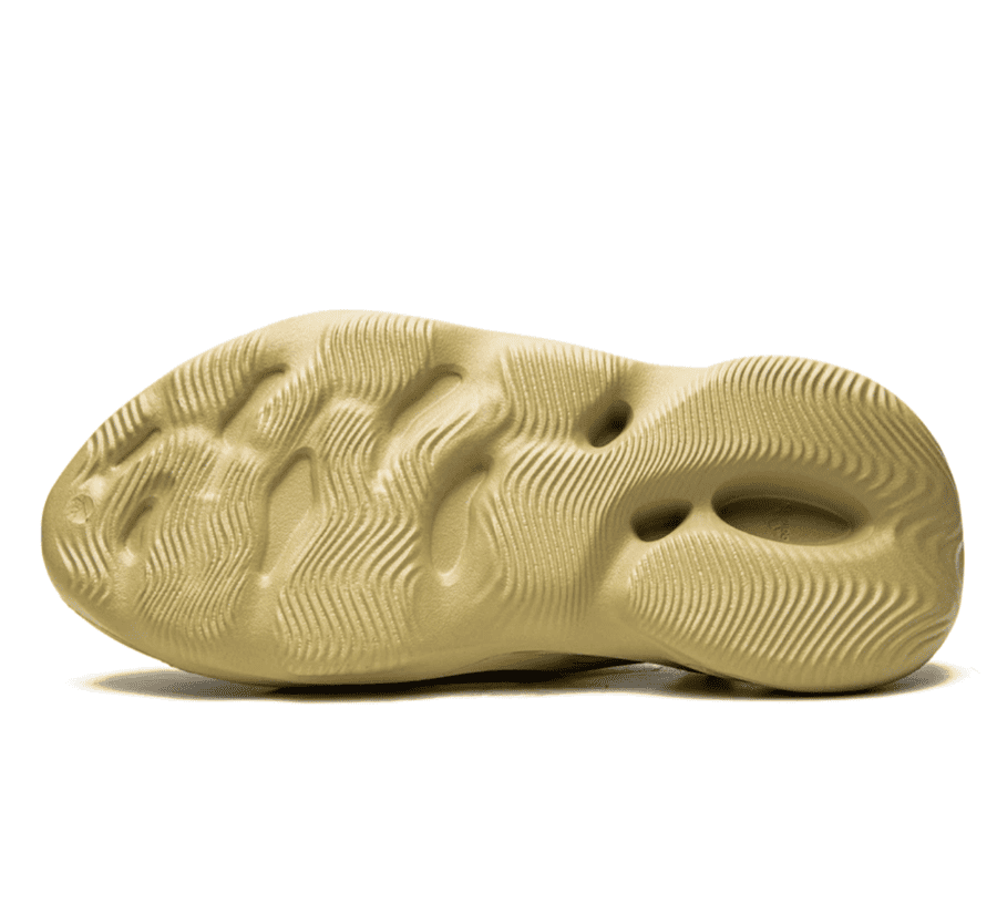 Yeezy Foam RNNR Sulfur - gelber Sneaker