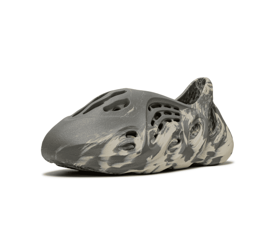 Yeezy Foam RNNR MXT Moon Gray - grau beiger Sneaker