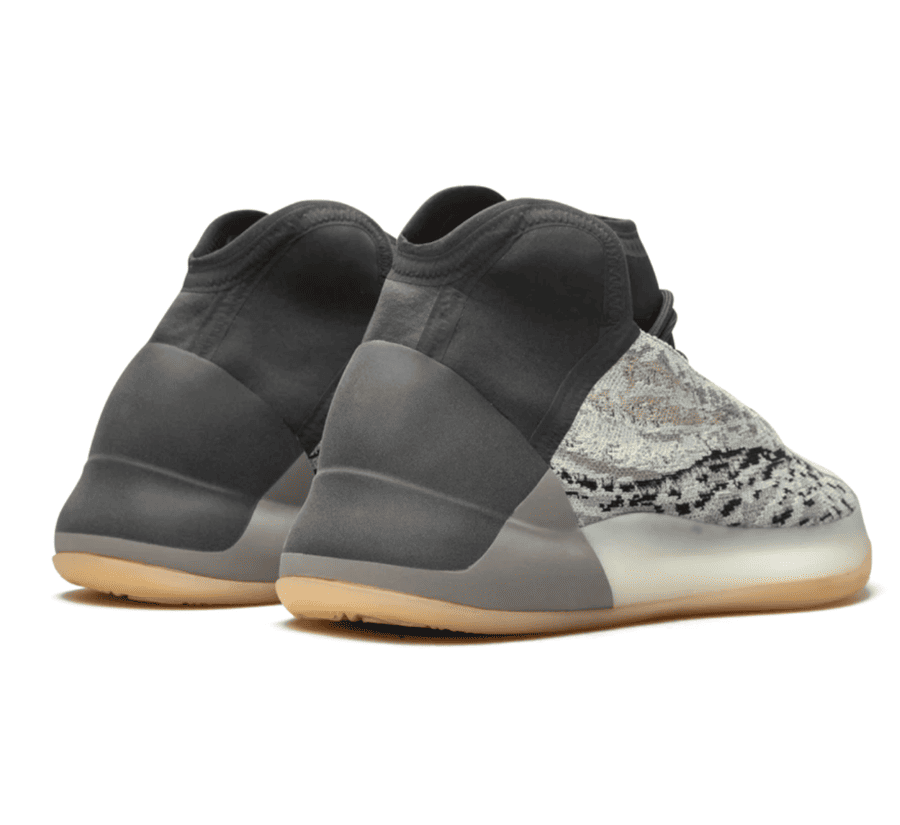 Yeezy QNTM Seal Teal - grau schwarzer Sneaker
