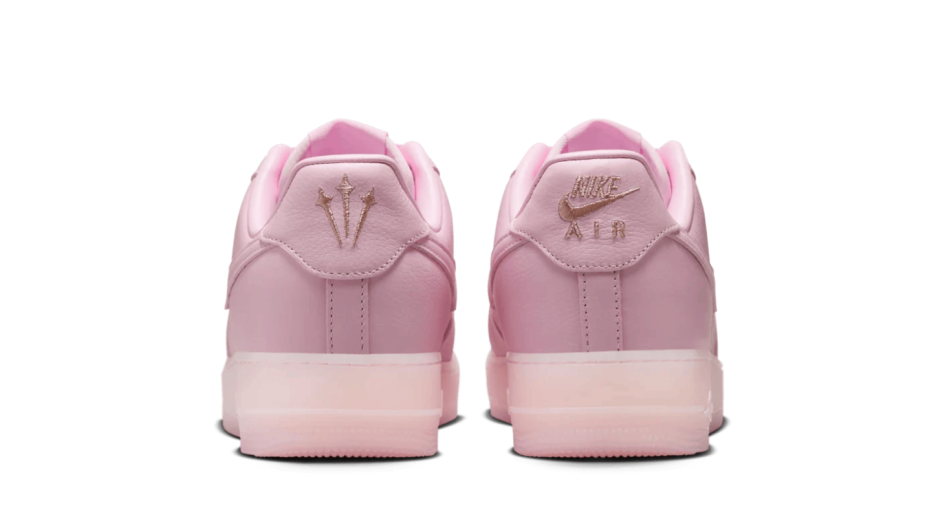 NOCTA Sneaker Kategoriebild mit exklusiven Nike x Drake Modellen und modernem Streetwear-Design