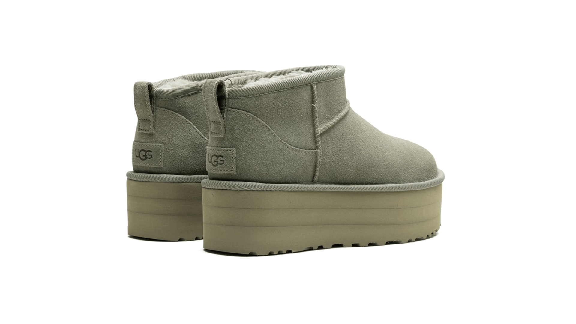 UGG Ultra Mini Plateau Kategoriebild mit Wildleder-Boot und moderner Plateau-Sohle von UGG
