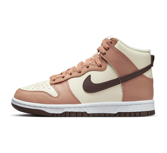 Nike Dunk High Dusted Clay (W)