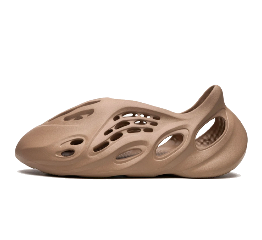 Yeezy Foam RNNR Clay Taupe