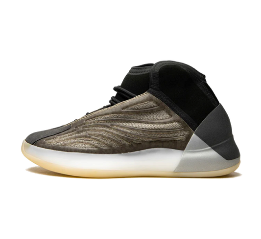 Yeezy QNTM Barium