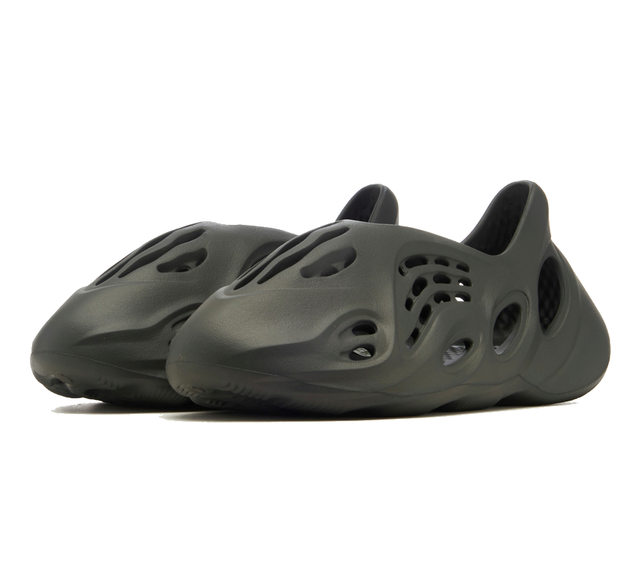 Yeezy Foam RNNR Carbon