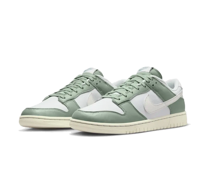 Nike Dunk Low Mica Green