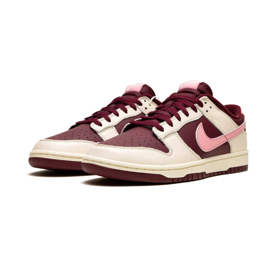 Nike Dunk Low Valentine's Day