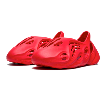 Yeezy Foam RNNR Vermillion