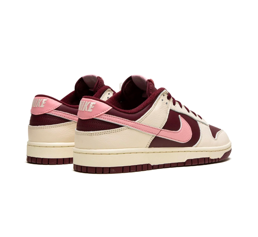 Nike Dunk Low Valentine's Day