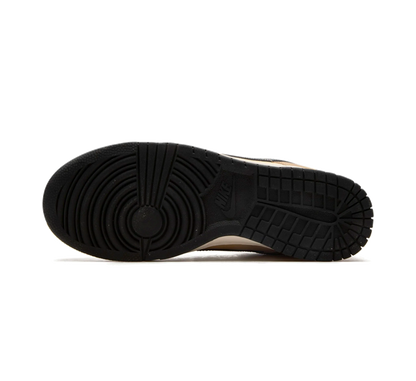 Nike Dunk Low Dark Driftwood (W)
