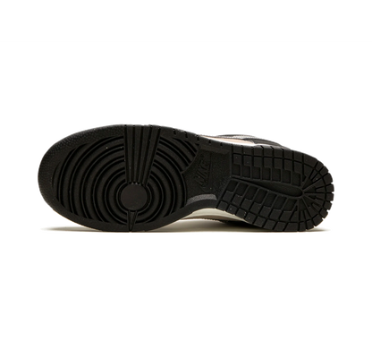 Nike Dunk Low Starry Laces (W)