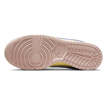 Nike Dunk Low Pink Oxford (W)