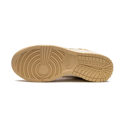 Nike Dunk High Pale Vanilla (W)