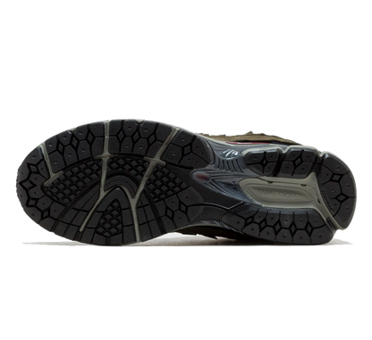 New Balance 2002R Protection Pack Dark Moss