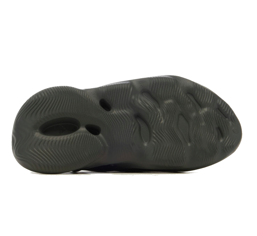 Yeezy Foam RNNR Carbon