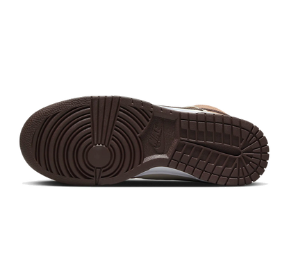 Nike Dunk High Dusted Clay (W)