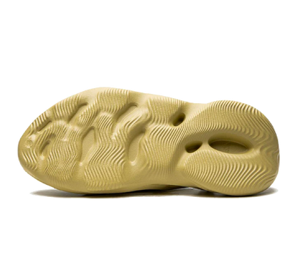 Yeezy Foam RNNR Sulfur
